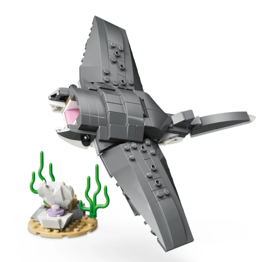 Конструктор LEGO Creator Fierce Shark with a Treasure Chest 3 in 1 31381 фото 5